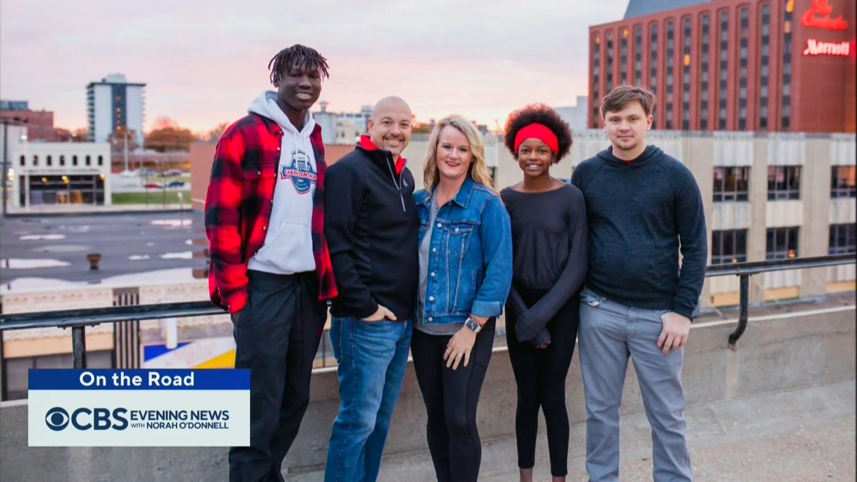 A high school football star is spreading kindness by using lessons from his painful past to give others a brighter future. And it all started with one simple gesture. @SteveHartmancbs is “On The Road” in Lincoln, Nebraska.