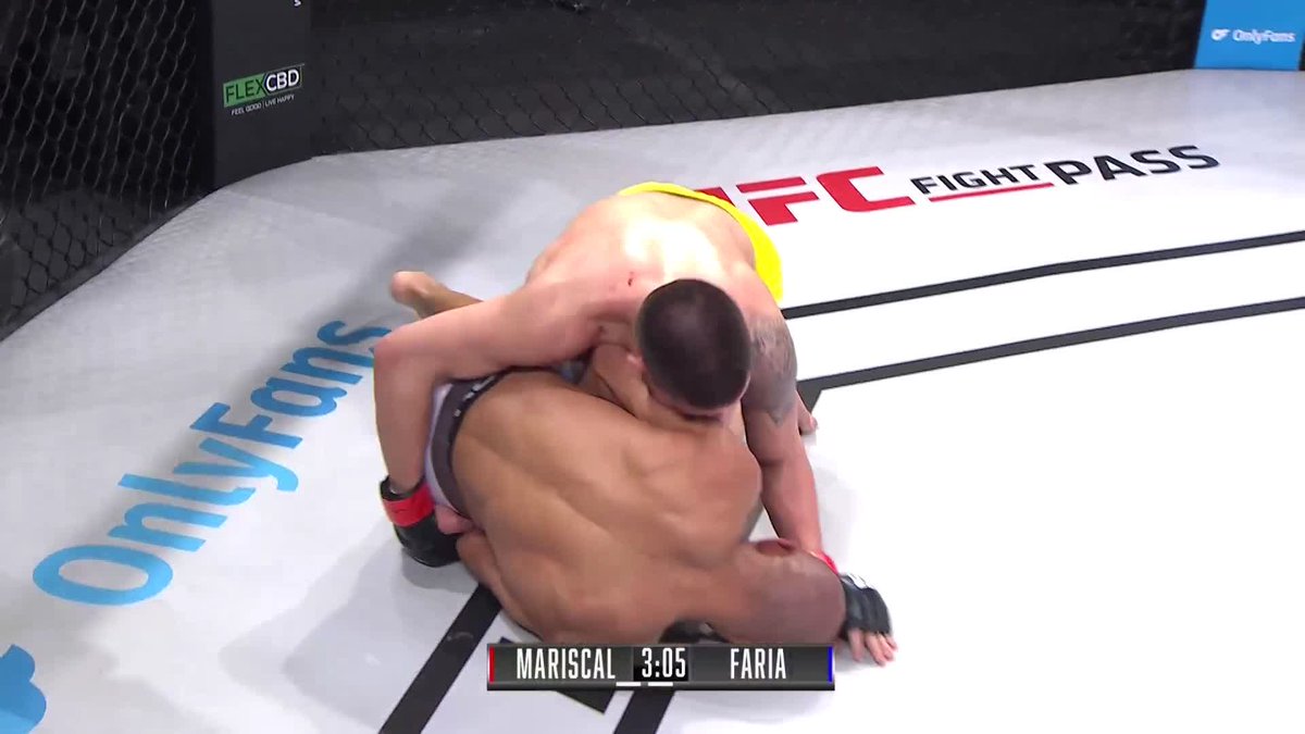 And the crowd goes wild! Chepe Mariscal gets it done! #LFA153