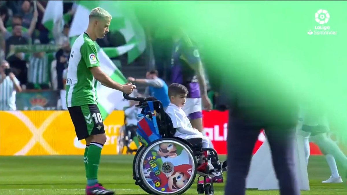 ยกBienvenidos al partido mรกs inclusivo del mundo! โจ๐๐ค #LaLigaHighlights