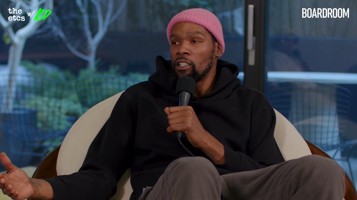 .Kevin Durant on the lack of marquee names participating in the NBA dunk contest: "What are we doing? ... It used to be sacred to be a part of All-Star Weekend."
