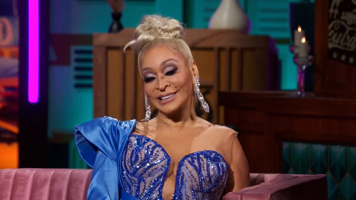 Karen is about to give Robyn the energy she so badly wanted to see all season... this is about to be a good reunion #RHOP