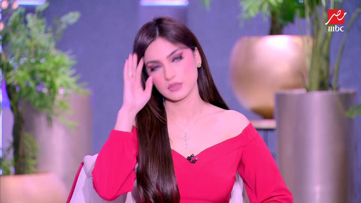 ياسمين عز: "لو انتي قاعدة جنب جوزك ماتتنفسيش وهو بيتنفس! "
