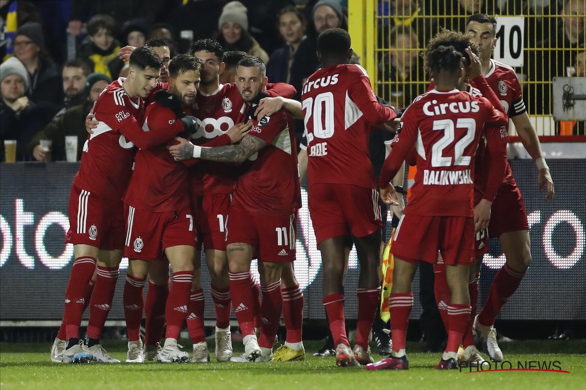 👀 Le travail d'Aron en amont et le dribble + la finition de Steven Alzate 👌 😍 𝗪-𝗔-𝗢-𝗨-𝗛 😍 #USGSTA #COYR 🔴⚪