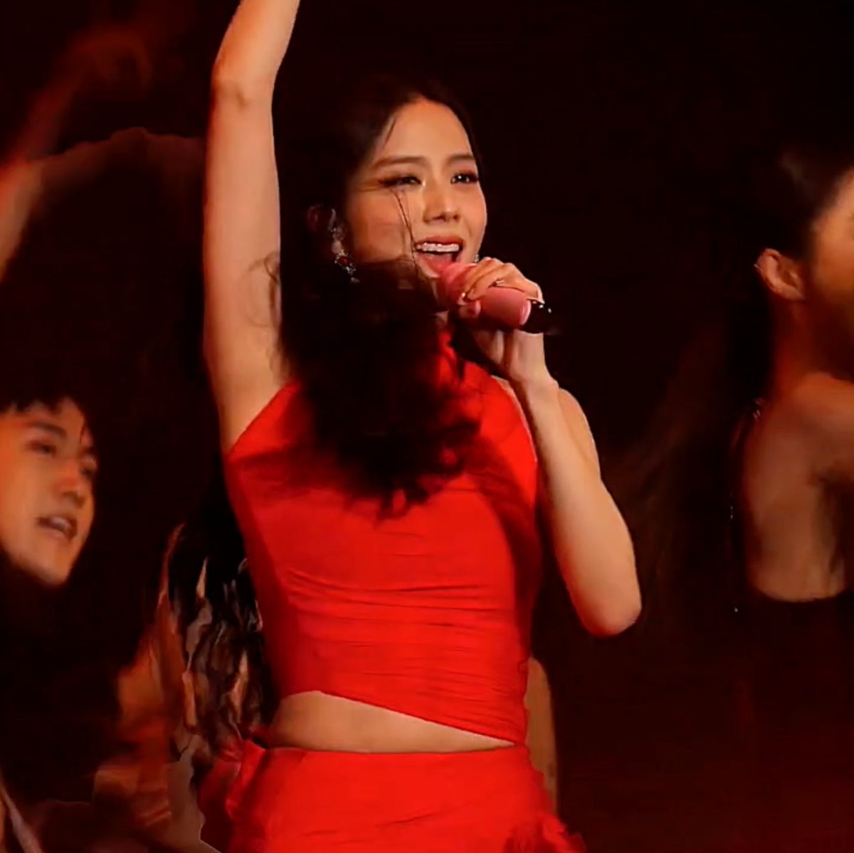 south korea has a problem... #JISOO