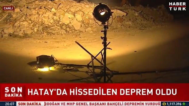 #SONDAKİKA - Hatay'da hissedilen deprem oldu... AFAD: "Hatay Defne'de 6,4 büyüklüğünde deprem oldu."