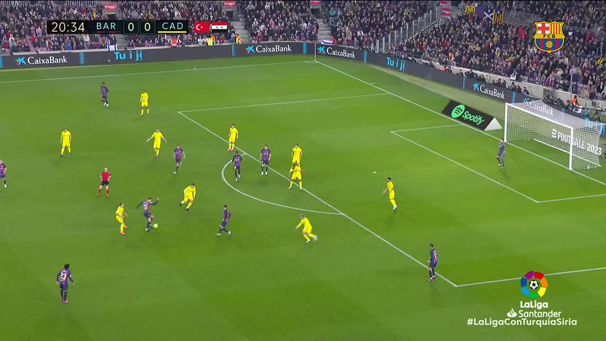 𝐇𝐈𝐆𝐇𝐋𝐈𝐆𝐇𝐓𝐒 🔥 Barça 2-0 Cádiz ⚽ Roberto, Lewandowski #LaLigaHighlights