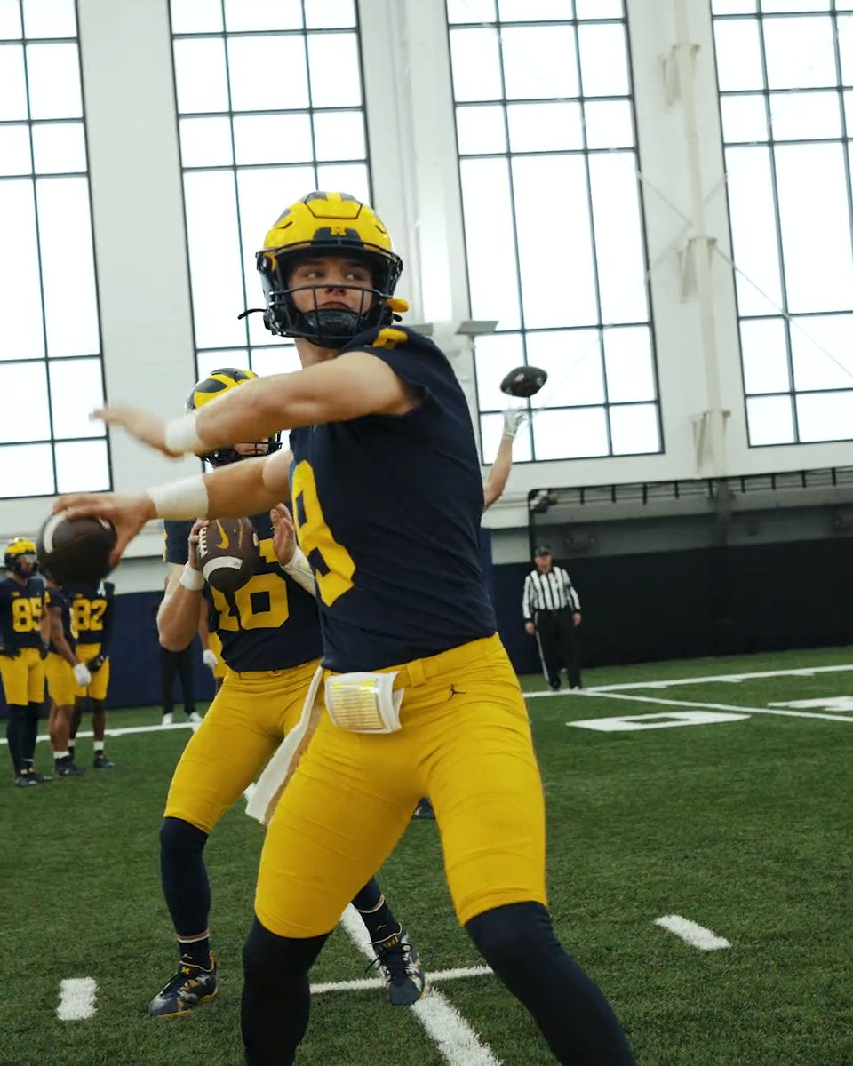 𝐃𝐚𝐲 𝟏 ☑️ #GoBlue