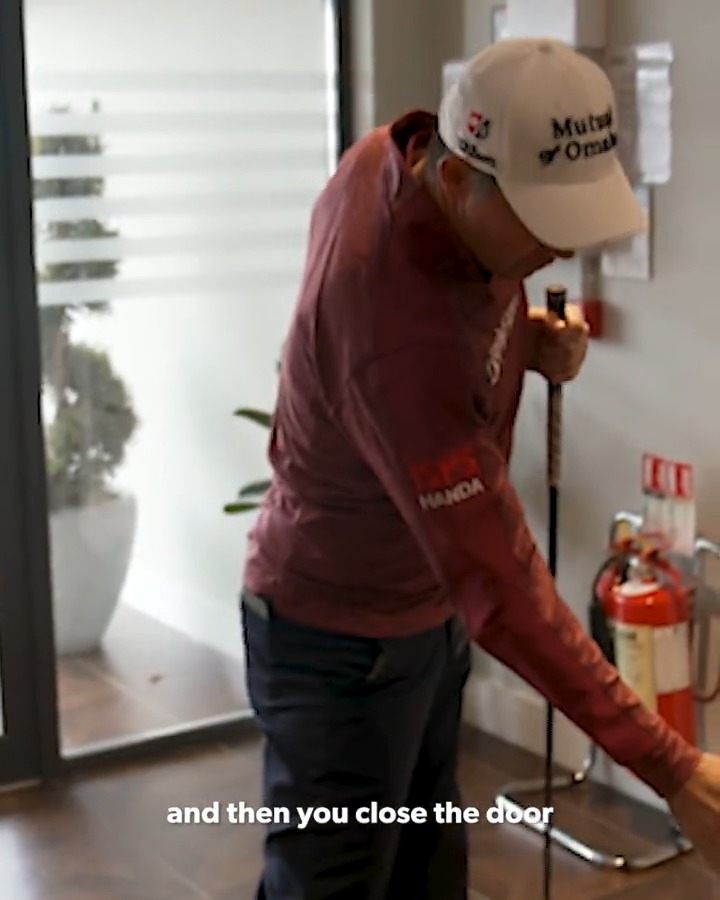 A swing thought as simple as opening and closing a door. 🚪 Padraig Harrington brings a new Paddy's Golf Tip from his hometown Stackstown Golf Club.