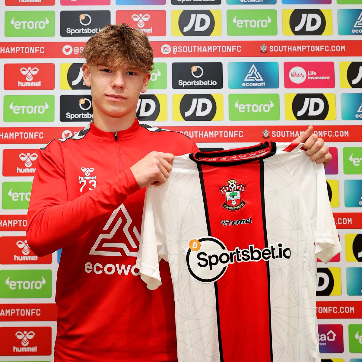 ✍️ Talented youngster Tyler Dibling has signed his first professional contract, keeping him at #SaintsFC until 2025: