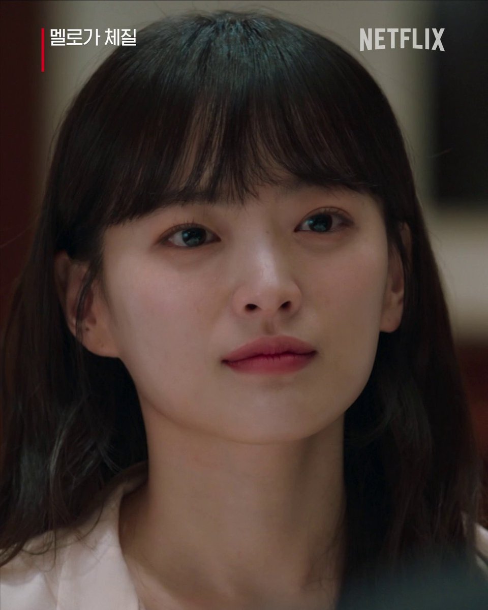 하나의 얼굴로 천 가지 표정을 오가는 천우희의 순간들 천우희 필모 뽀개기도 넷플릭스에서. #해어화 #써니 #멜로가체질 #한공주 #앵커 #스마트폰을떨어뜨렸을뿐인데 #카트 #천우희 #ChunWooHee #넷플릭스 #Netflix