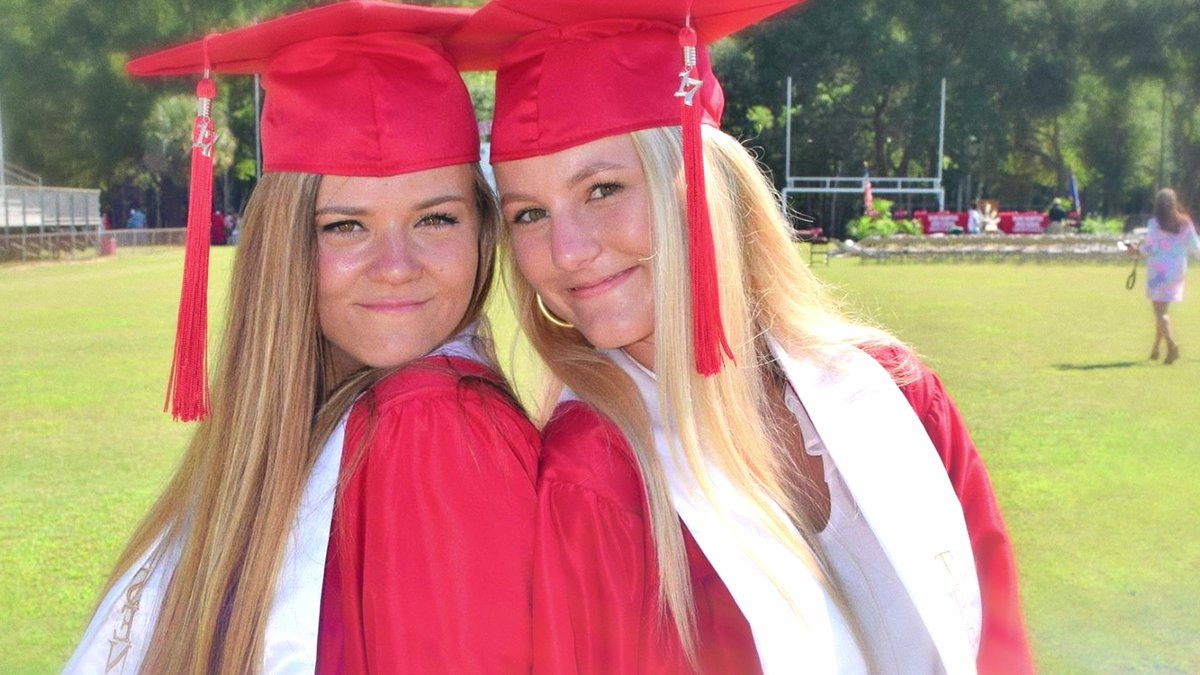 Murdaugh Murders: A Southern Scandal reveals the shocking true story of how the accidental death of a teenage girl led to two more murders and exposed a century of corruption by one of South Carolina’s most prominent families. Now on Netflix.