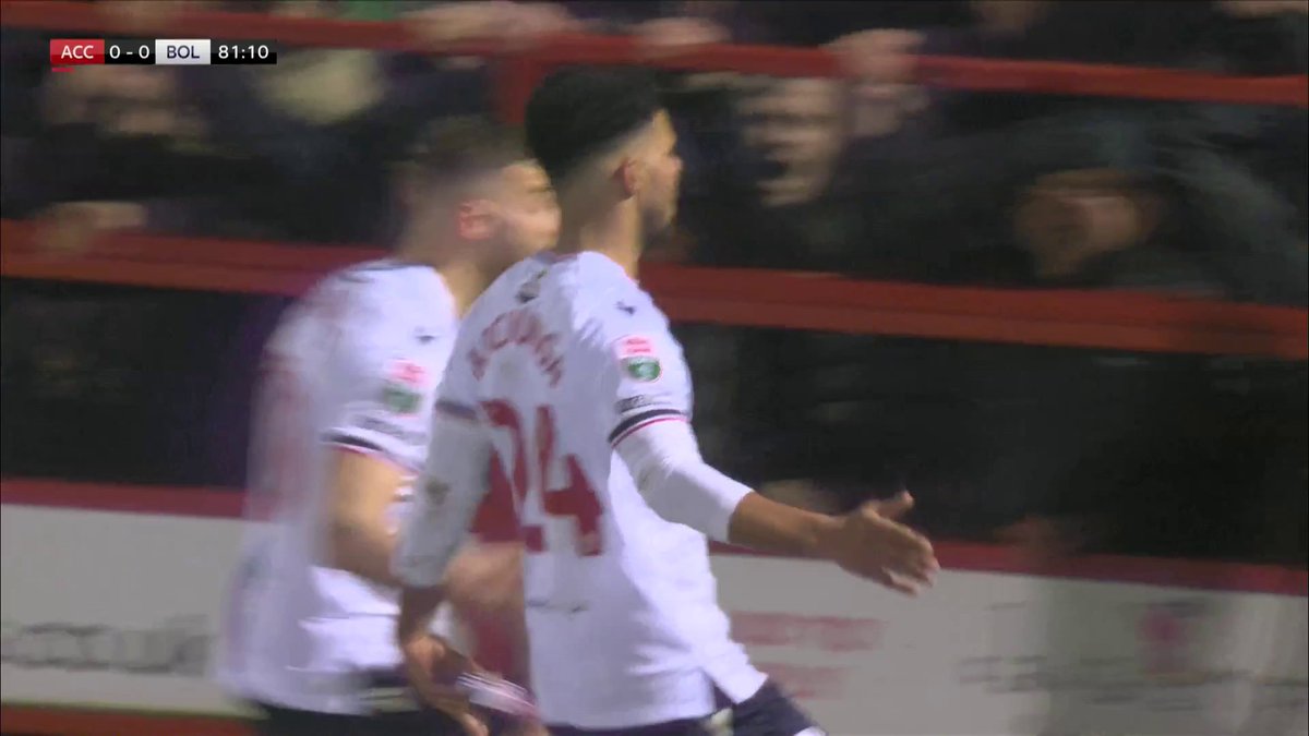 🗣️ "That is a WONDERFUL goal" 👏 Heartbreak for Accrington as Bolton lead 2-0 💔