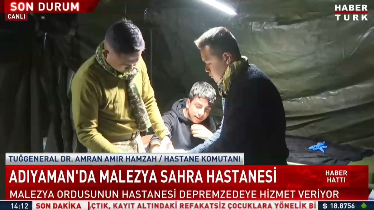 Adıyaman'da Malezya sahra hastanesi... Malezya Ordusu'nun hastanesi depremzedeye hizmet veriyor. Habertürk TV Muhabiri Uzay Kesmen konuğu, Hastane Komutanı Tuğgeneral Dr. Amran Amir Hamzah ile konuştu.