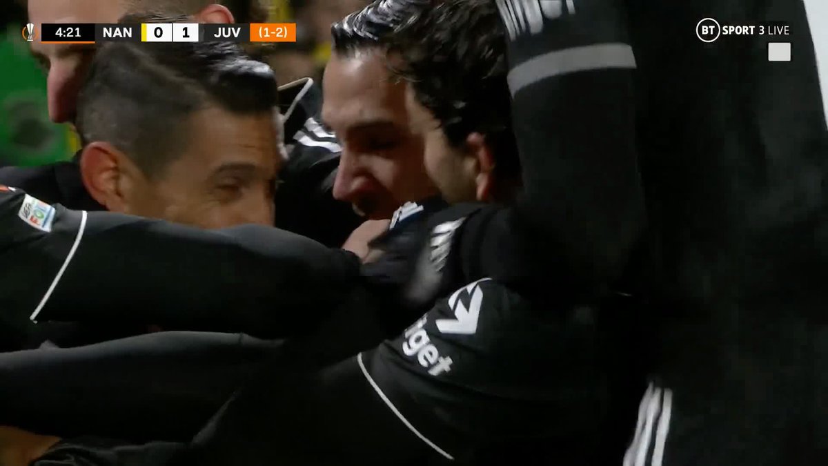 Watch and admire... Angel Di Maria 🤩 The Argentinian gives Juventus the lead at the Stade de la Beaujoire with a beautiful goal! #UEL