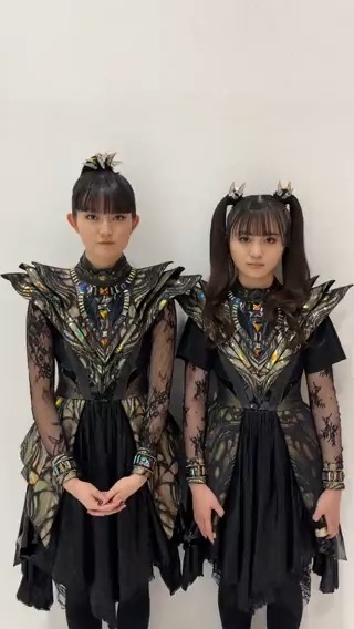 🎧本日配信スタート! 新曲「#LIGHTANDDARKNESS 」Amazon Music（アマゾンミュージック） でも配信中DEATH🤘🦊🤘 🎧Amazon Music playlist「Best of BABYMETAL」にもフィーチャーされてますので、是非こちらも合わせてcheckしてみてください⚡️ #BABYMETAL