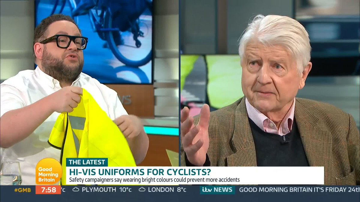 'Should HI VIS be mandatory, should helmets be mandatory, no no no.' Former MEP Stanley Johnson refuses to wear to wear HI VIS or a helmet and says he's been cycling for over fifty years &amp; hasn't had an accident. 🚴‍♂️