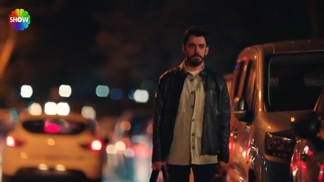 "Belki de yanlıştı doğrularım..." #KızılcıkŞerbeti Kızılcık Şerbeti