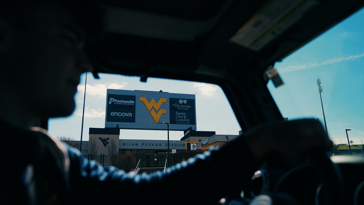 Friday with the Freshmen 🤙 #HailWV