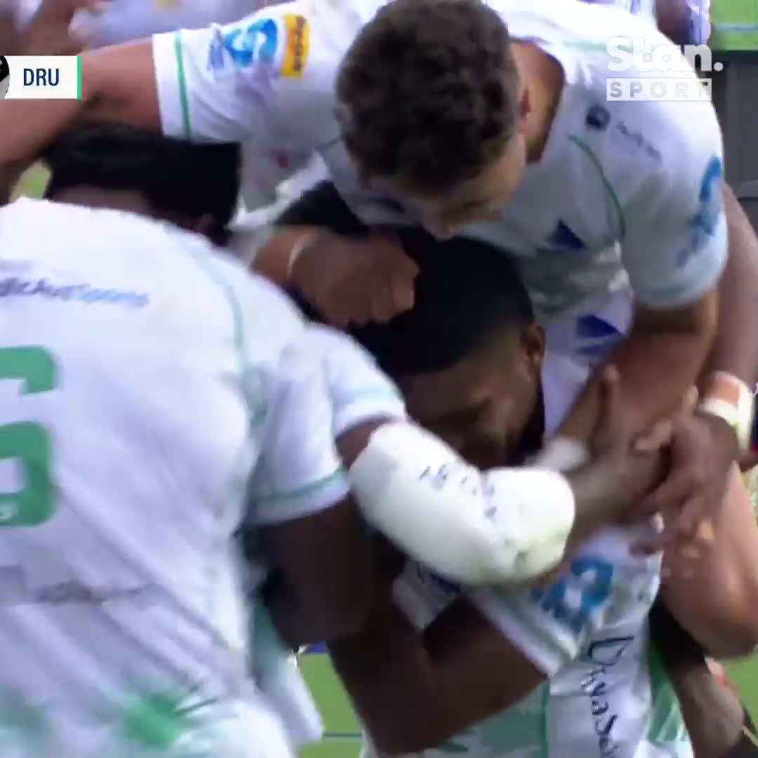 WOW 🤯 The Drua at the death, is that the match winner? ↳ Moana Pasifika v Fijian Drua, LIVE NOW. Every Match. Ad-free. Live & On Demand on the Home of Rugby, Stan Sport. #StanSportAU #SuperRugbyPacific #MOAvDRU
