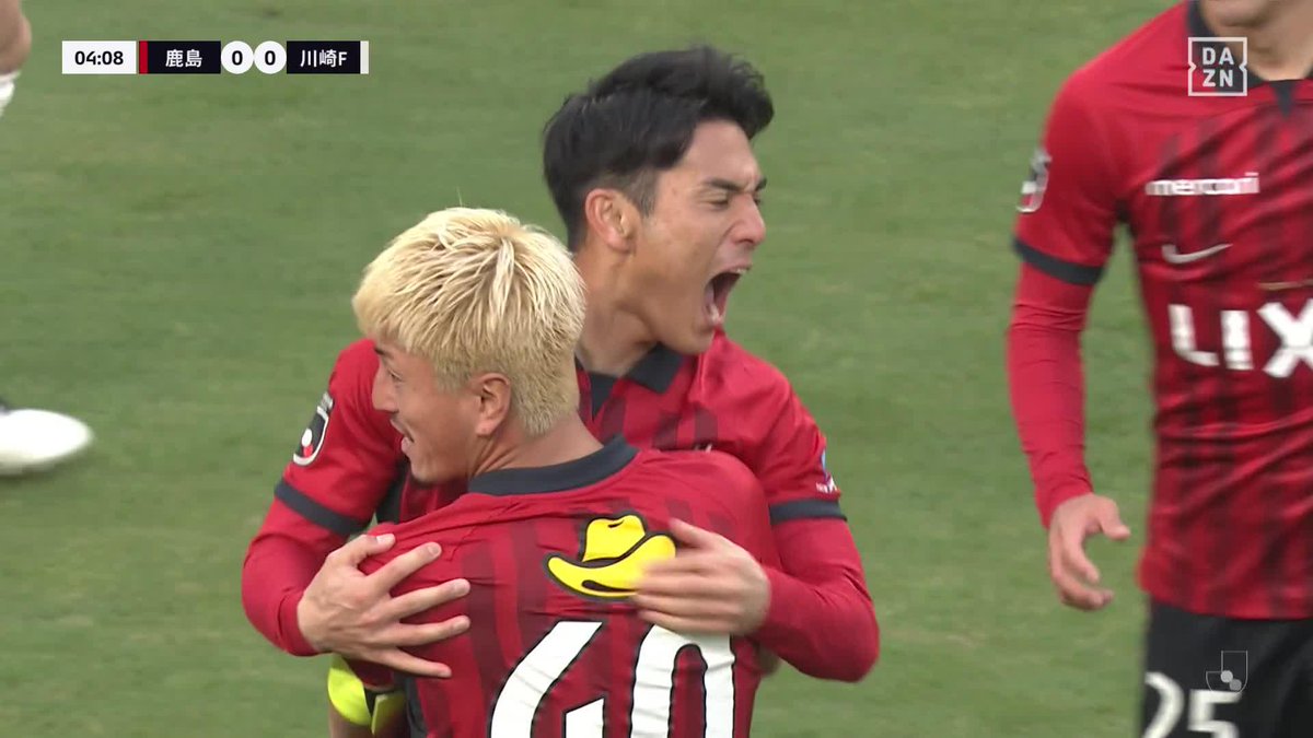 / 新たなホットライン🤝 鈴木優磨 → 知念慶で先制ゴール🔥 \ 🏆明治安田J1第2節 🆚鹿島×川崎F 📺 #DAZN LIVE配信中