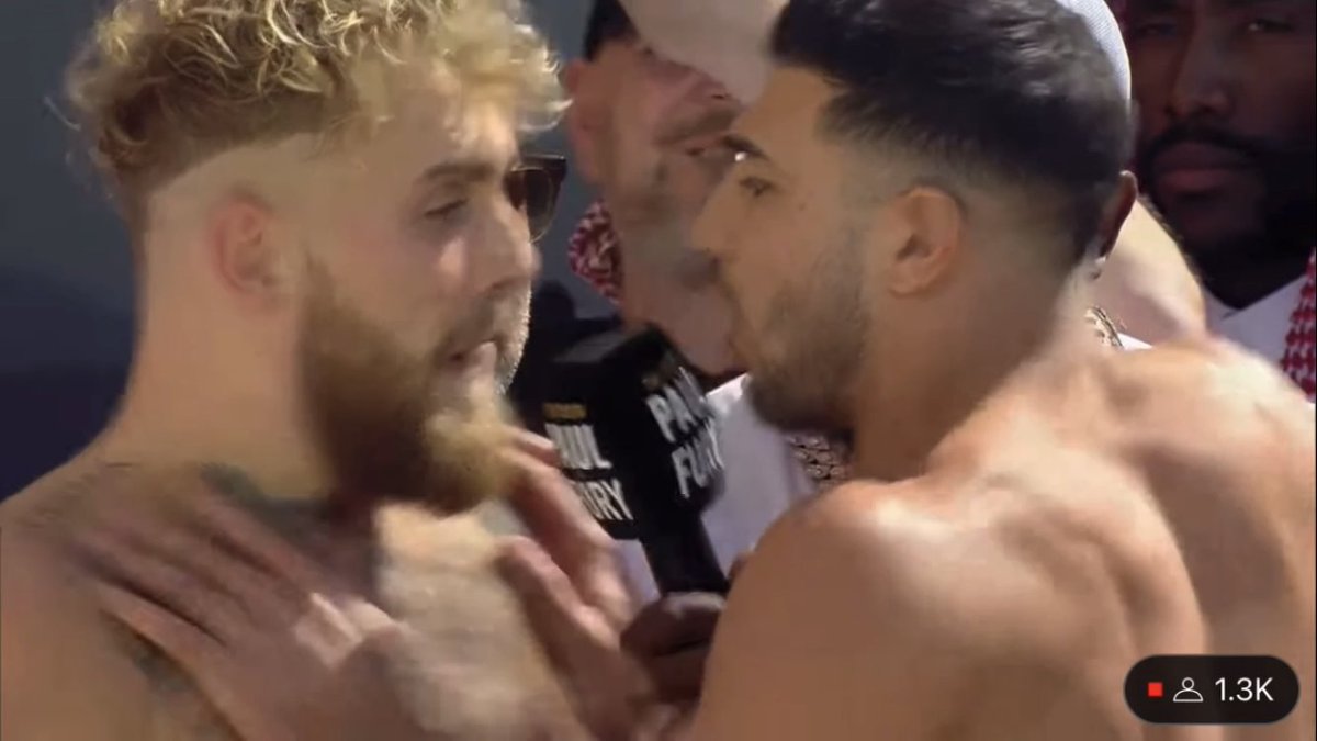 ‼️ Jake Paul vs Tommy Fury final face-off as Tommy pushes Jake…