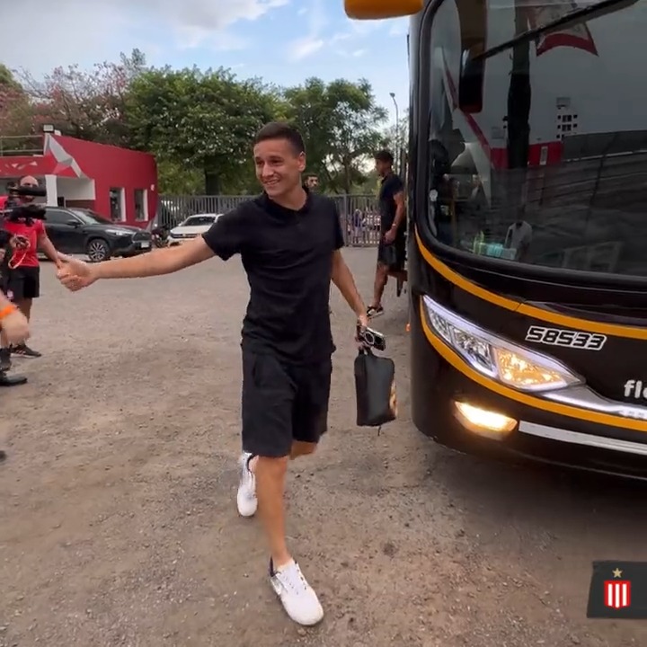 📍 ¡Hola, muchachos! #JuegaElPincha 🦁 #AdelanteEstudiantes 💪🇦🇹