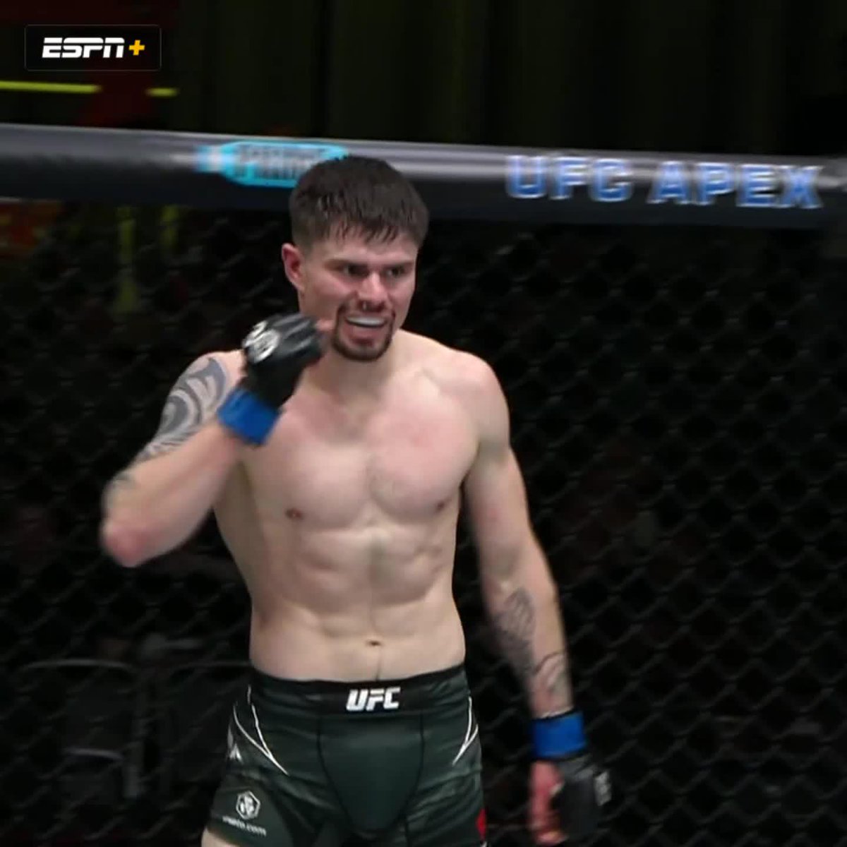 TREVOR PEEK DID THAT IN HIS DEBUT 😳 #UFCVegas70