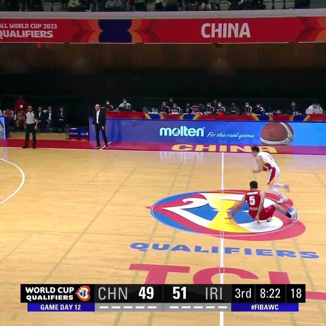 Zhao Jiwei takes his ankles and makes the cross count by draining the 3 ❄️ #FIBAWC x #WinForChina 🇨🇳