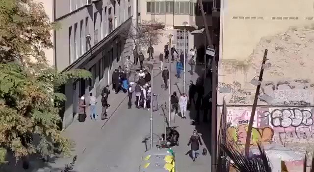 Tiroteo en pleno centro de Barcelona 📹 El Forat de la Vergonya, Barcelona