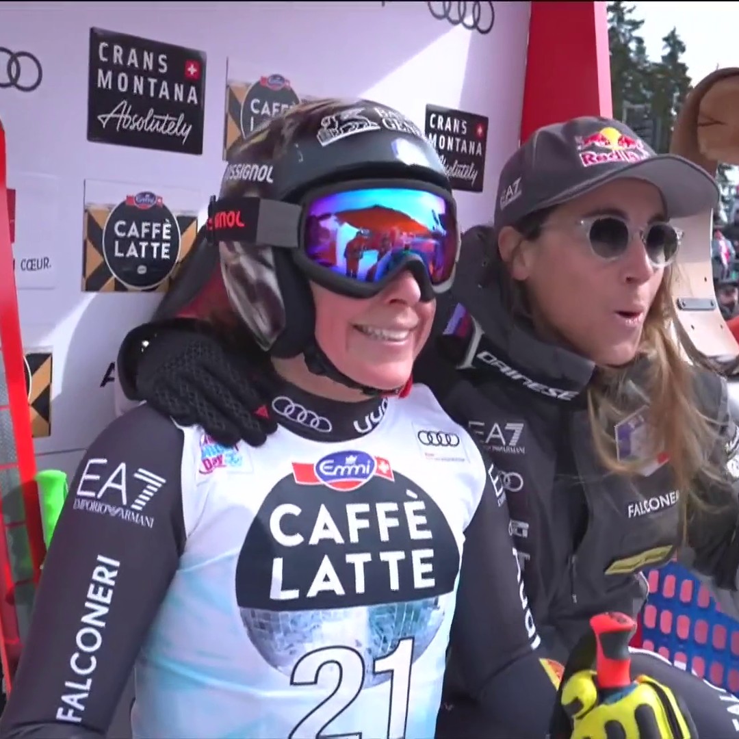 Cosa c’è di più bello di queste immagini? 🥹🥇🥈 #Goggia | #Brignone | #SciAlpino | #CransMontana