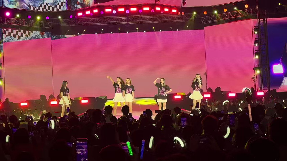 ITZY THE 1ST WORLD TOUR <CHECKMATE> in #TAIPEI NOBODY LIKE EACH OTHER 🐈‍⬛🦥🐱🦊🐰 #ITZY #MIDZY ITZY #ITZY_WORLD_TOUR ✈