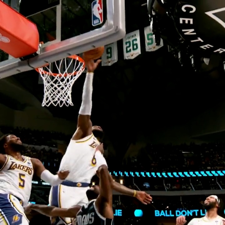 Look out for LeBron 👀 Another chasedown block in #PhantomCam. Los Angeles Lakers and Mavericks in Q3 on ABC!