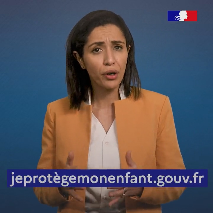 #LeSaviezVous? 💡 Aujourd’hui, nos enfants passent plus d'1h par jour en semaine sur les écrans 📲 👨👧 Pour mieux les protéger des risques d’addiction, le gouvernement met à votre disposition une nouvelle plateforme 🌐