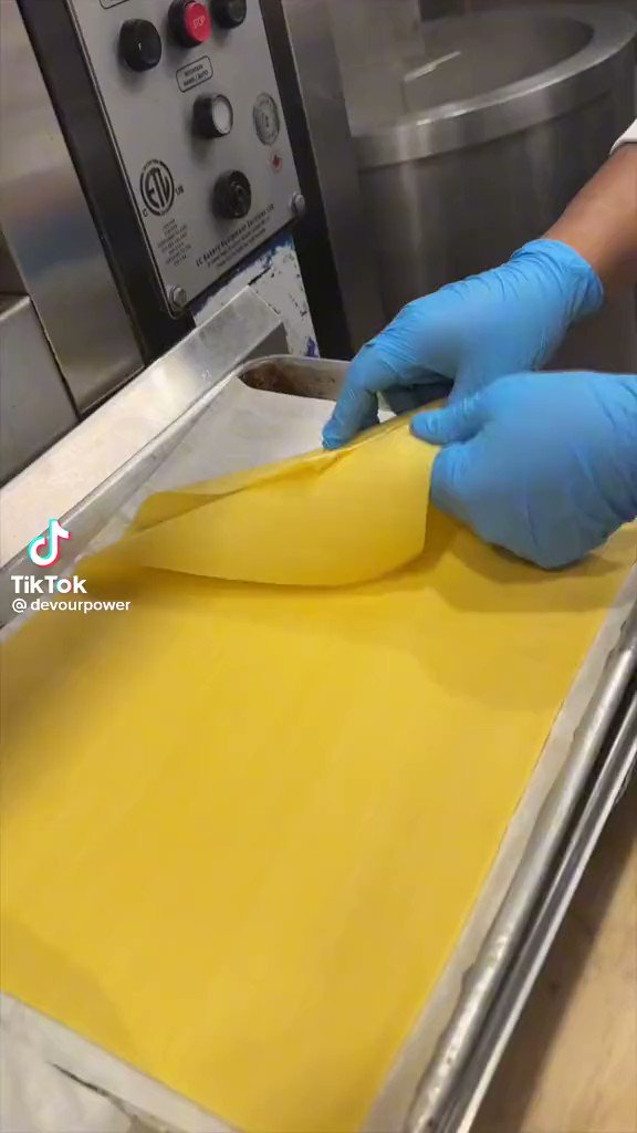 essa lasanha aqui curaria exatamente onde dói