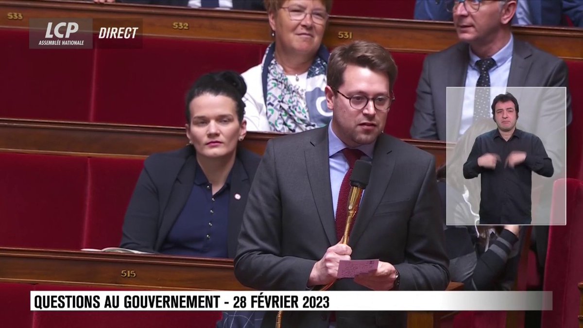 Service national universel : "La République ne s'enseigne pas à coup de pompes, de défilés grotesques ou en portant des casquettes ridicules", assène Benjamin LUCAS. "Madame la ministre n'émancipez pas la jeunesse, elle s'en chargera toute seule." #SNU #DirectAN #QAG