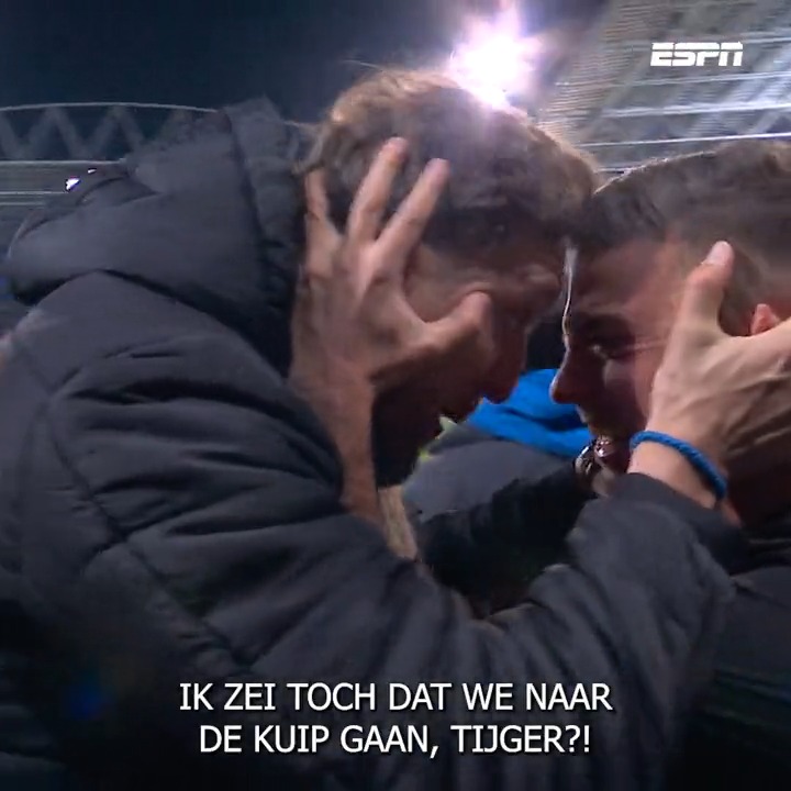 👀🔮 Spakenburg-trainer Chris de Graaf wist het al: "IK ZEI TOCH DAT WE NAAR DE KUIP GAAN?!" #utrspa
