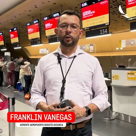 Si eres un pasajero con vuelo cancelado de Viva ¡Vuela Más!, te contamos lo que debes hacer para poder reubicarte en nuestros vuelos. Recuerda que es por orden de llegada y de acuerdo a nuestra disponibilidad. Seguimos #ListosParaAyudar. 💛