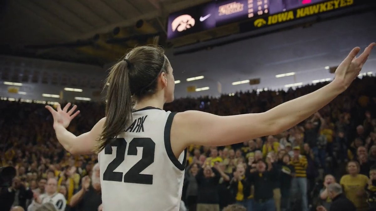 "𝐖𝐞'𝐫𝐞 𝐜𝐡𝐚𝐧𝐠𝐢𝐧𝐠 𝐰𝐨𝐦𝐞𝐧'𝐬 𝐛𝐚𝐬𝐤𝐞𝐭𝐛𝐚𝐥𝐥..." Sunday was proof of that. #Hawkeyes