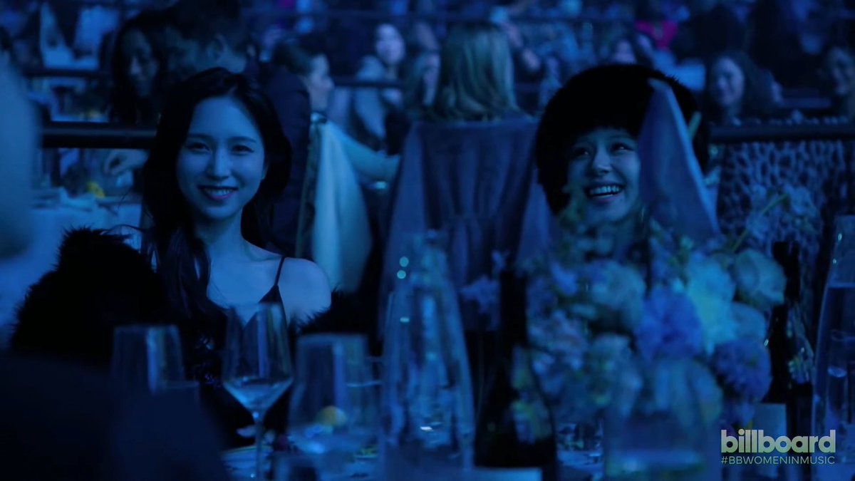 THE SCREAMS WHEN MINA AND CHAEYOUNG WERE ON SCREEN 😭😭