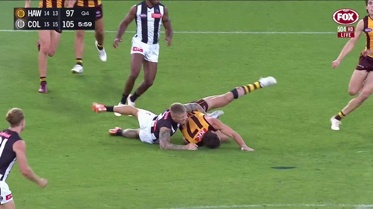 Is Jordan De Goey in any trouble for this dumping tackle on Lloyd Meek? 📺 Watch #AFLHawksPies on Ch. 504 or stream via Kayo Sports ✍ BLOG 📲 MATCH CENTRE