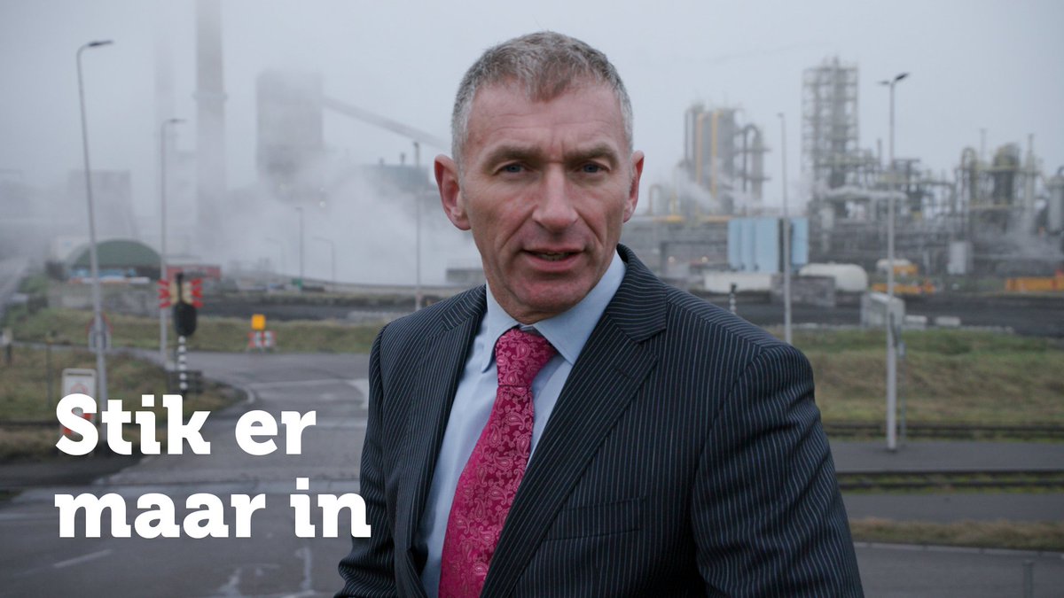 De Partij tegen de Burger is neergestreken in het emissiemekka van Nederland: Tata Steel. Hier wordt dag in, dag uit keihard gewerkt aan een authentiek streekproduct: kanker.