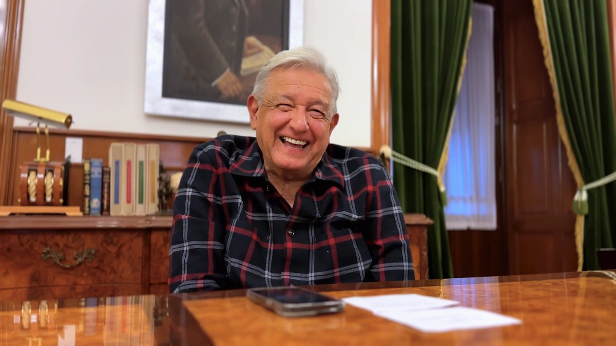 Ayer por la mañana, al mediodía y en la tarde noche hablé con nuestros amigos, los presidentes de Brasil, Colombia, Cuba y Argentina. Convenimos reunirnos por videoconferencia para enfrentar la inflación y ayudarnos mutuamente.