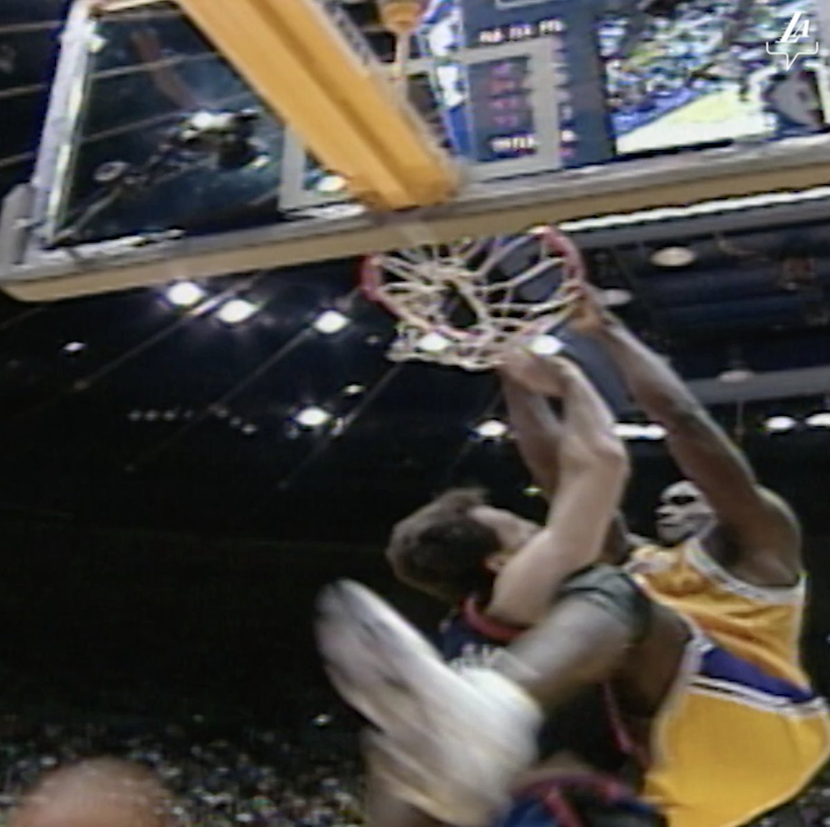 Shaq on Dudley easy