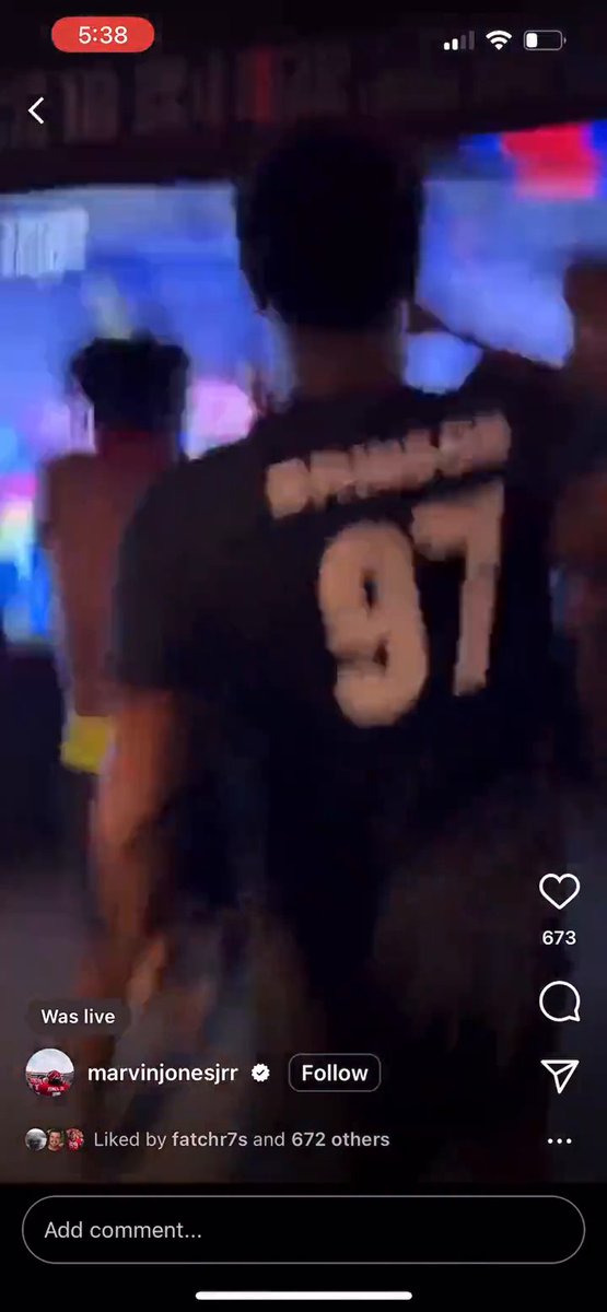 .Georgia Football teammates respond to Nolan Smith's 4.39 40-yard dash 😱 (via marvinjonesjrr/IG)