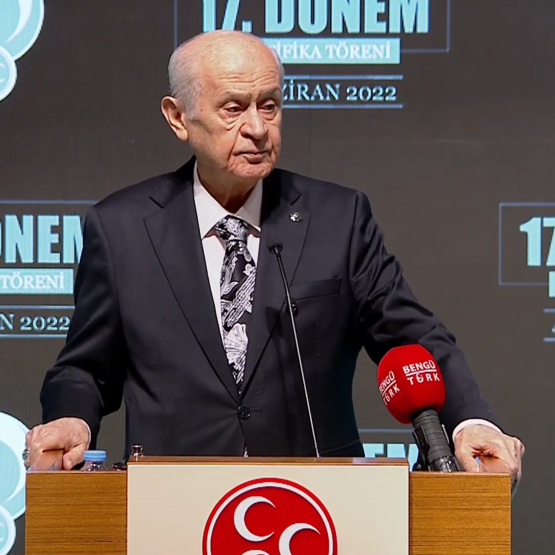 Bizim 53 yılda geldiğimiz mevkiye birkaç yılda geleceğini düşünenlerin sonu kabaktır, kabağın akıbetiyle aynıdır.