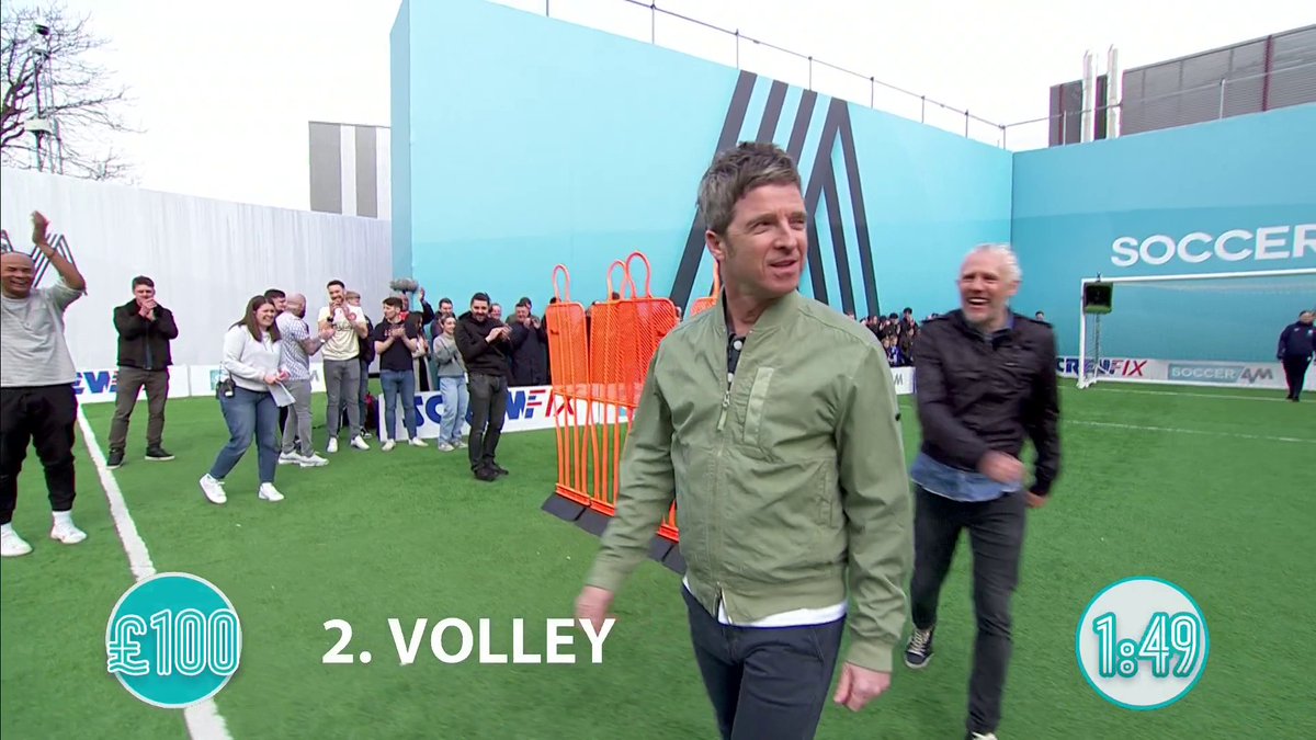 STRIKE 🚀 Noel Gallagher guides this volley perfectly 👏