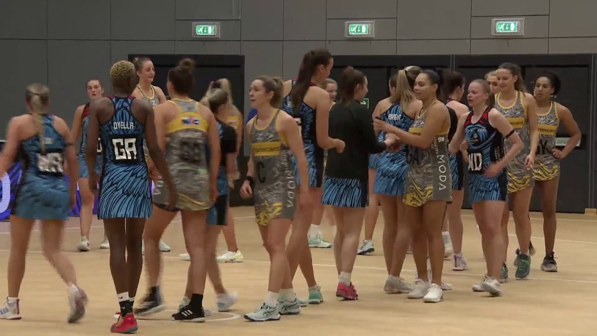 What a finish!! 😱 Beth Goodwin sinks her shot just before the buzzer to rescue a point for Strathclyde Sirens 🧜♀️ #NSL2023 | #GetSomeNet