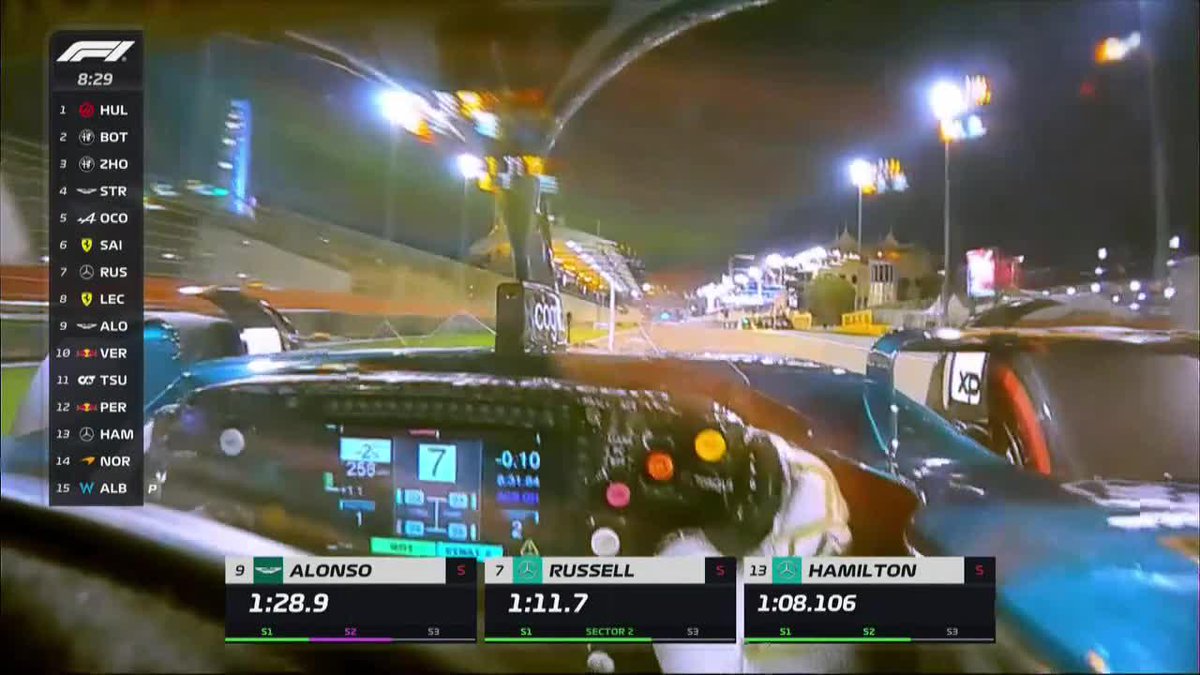 A bordo con Fernando Alonso #MíraloEnStarPlus | Una mirada desde el auto del piloto español en la Q2 de la clasificación del Gran Premio de Bahrein. Detalles con Fernando Tornello 🌎🏁, Juan Fossaroli y Cochito Lopez ▶️ No te pierdas la #Formula1 en #StarPlusLA