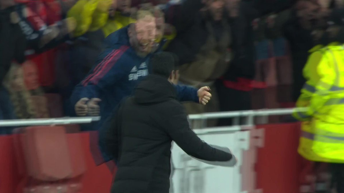 Mikel Arteta reacting to the Reiss Nelson goal 😂 The cameraman never stood a chance the way The Emirates was bouncing 🗣️
