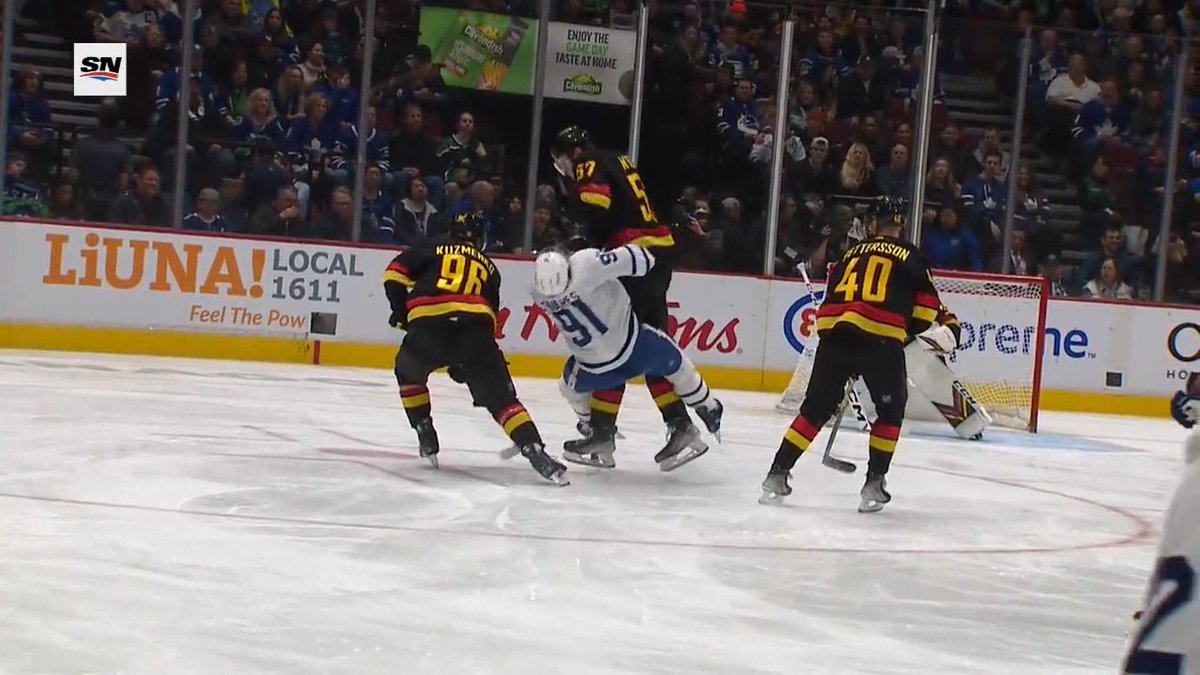 Tyler Myers crushes John Tavares 💥💥 #LeafsForever #Canucks